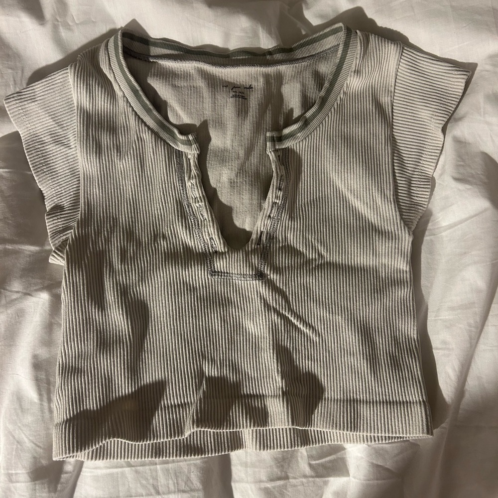 Urban outfitters crop top